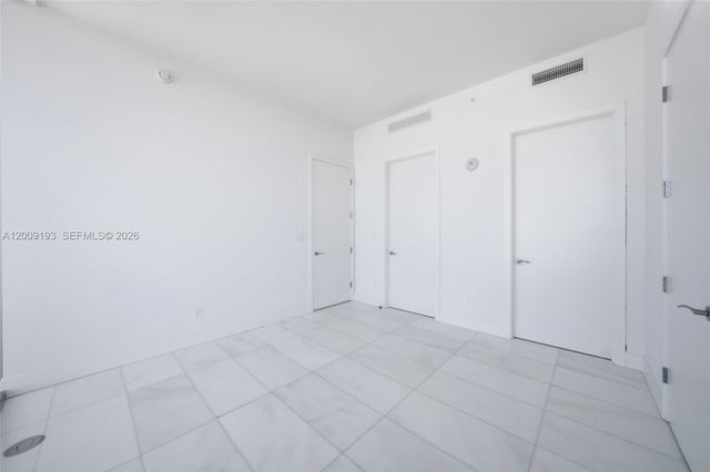 175 SE 25th Rd 1403, Miami, FL 33129