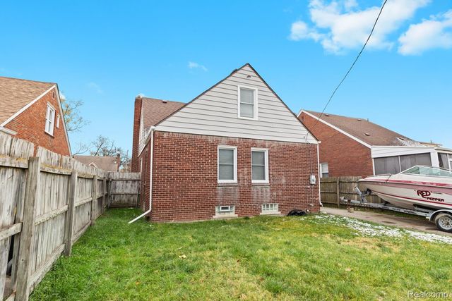 18935 Mansfield Street, Detroit, MI 48235