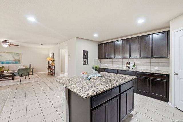 8826 Palmetto Falls, San Antonio, TX 78254