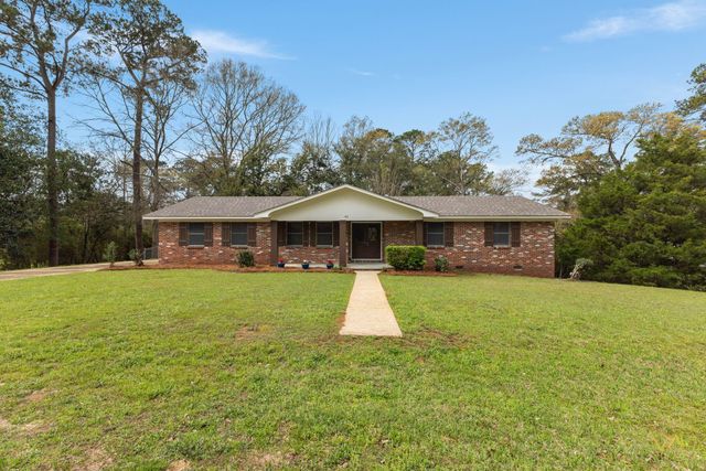 103 Ridgemont Ln., Petal, MS 39465