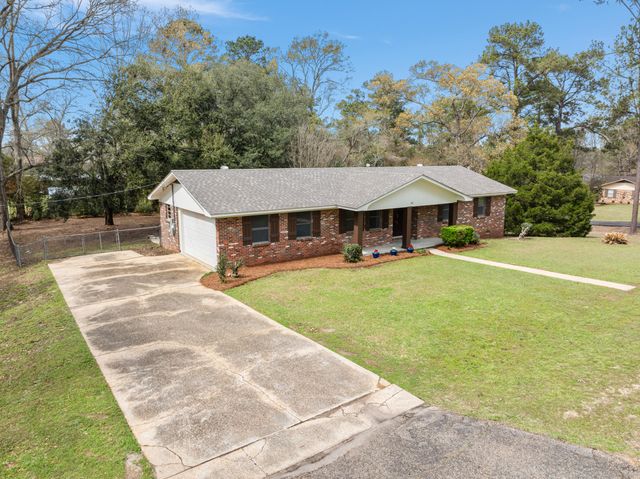 103 Ridgemont Ln., Petal, MS 39465