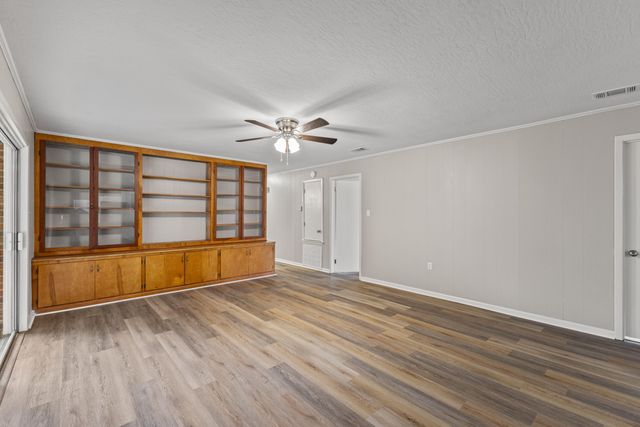 103 Ridgemont Ln., Petal, MS 39465