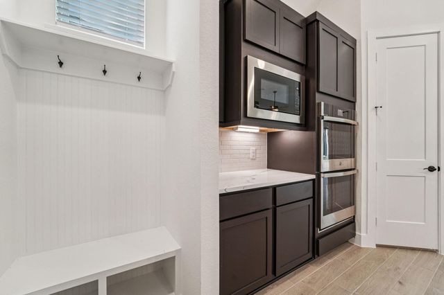 26304 W Outrider Banks, Montgomery, TX 77316