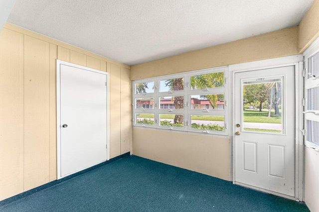 713 Nantucket Circle B, Lake Worth, FL 33467