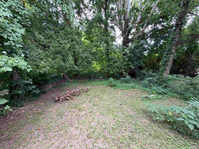 810 SEVENTH ST, Memphis, TN 38107