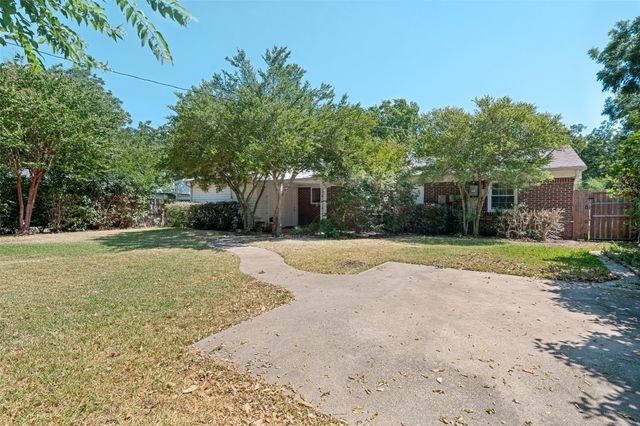 1410 Carswell Terrace, Arlington, TX 76010