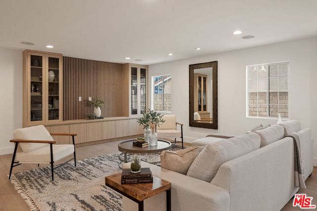 17011 Gledhill Street, Northridge, CA 91325