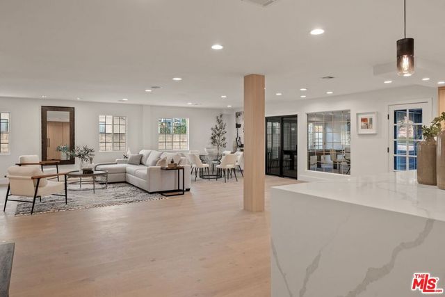 17011 Gledhill Street, Northridge, CA 91325