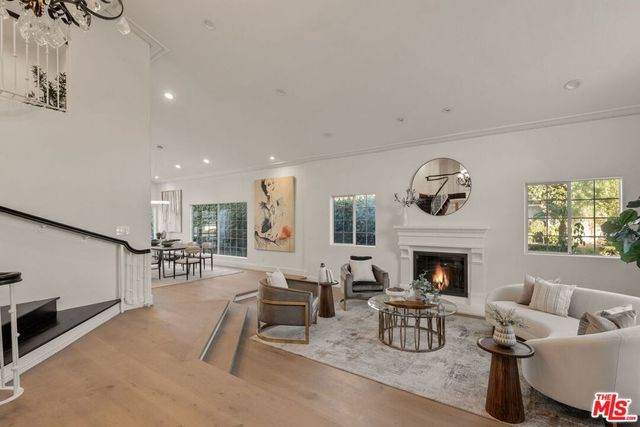 17011 Gledhill Street, Northridge, CA 91325