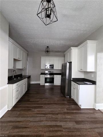 629 27th ST, Newport News, VA 23607