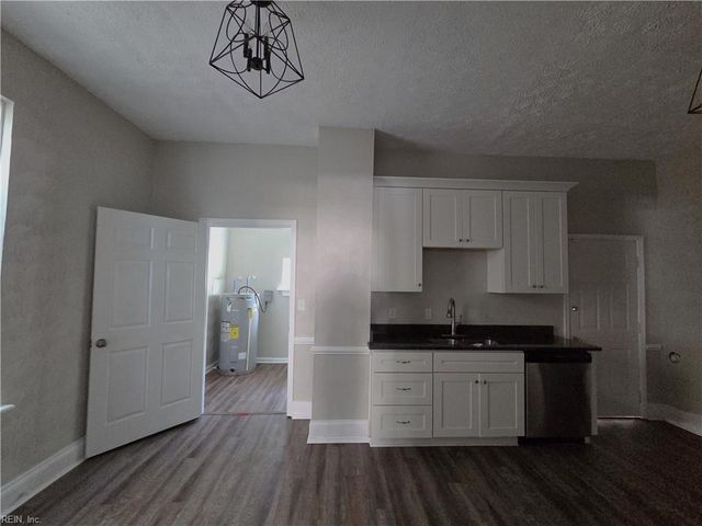 629 27th ST, Newport News, VA 23607