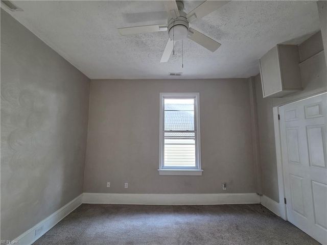 629 27th ST, Newport News, VA 23607