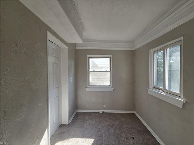 629 27th ST, Newport News, VA 23607