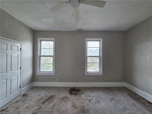 629 27th ST, Newport News, VA 23607