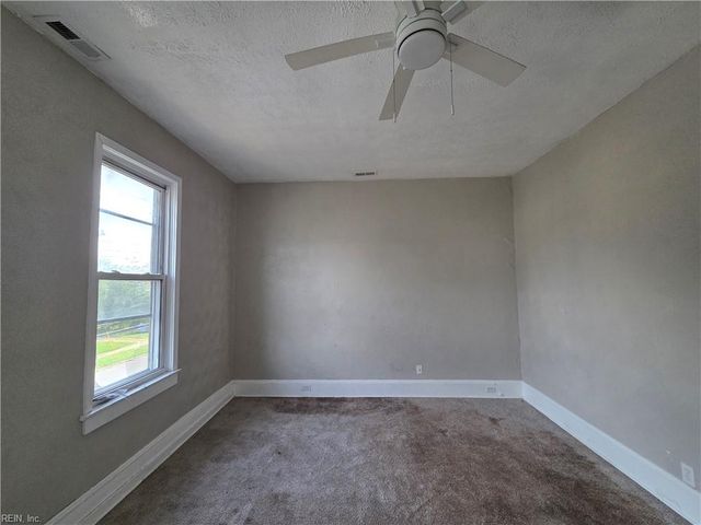 629 27th ST, Newport News, VA 23607