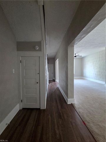 629 27th ST, Newport News, VA 23607