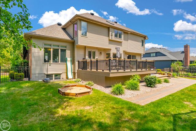3007 Shorewood Boulevard, Fort Gratiot, MI 48059