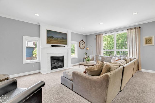3007 Shorewood Boulevard, Fort Gratiot, MI 48059