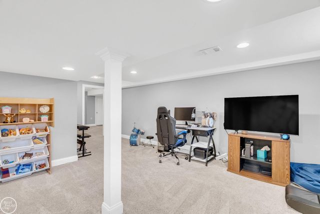 3007 Shorewood Boulevard, Fort Gratiot, MI 48059