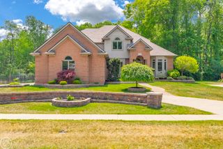 3007 Shorewood Boulevard, Fort Gratiot, MI 48059