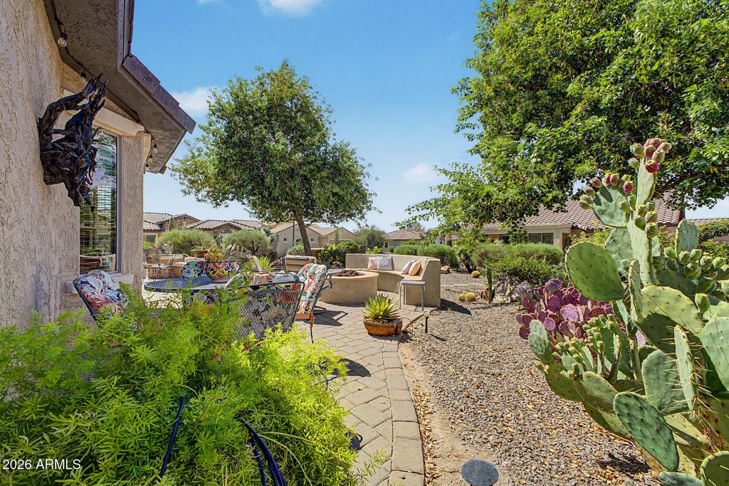 26846 W MOHAWK Lane, Buckeye, AZ 85396 — photo 2