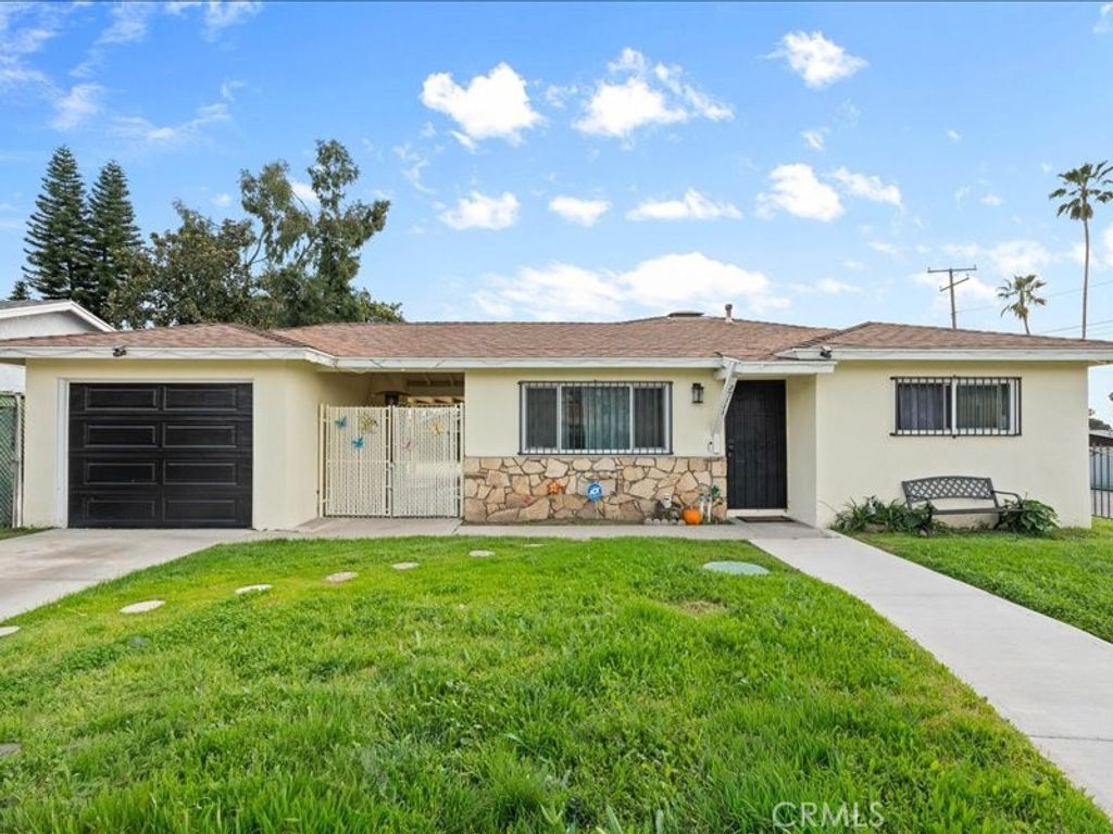 27111 Millar, Highland, CA 92346