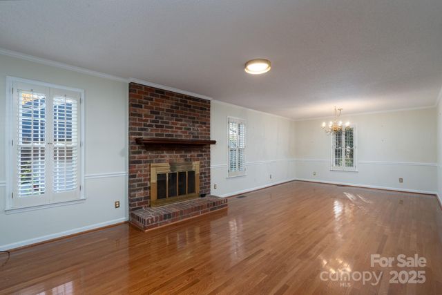 621 Peace Haven Road, Kannapolis, NC 28083