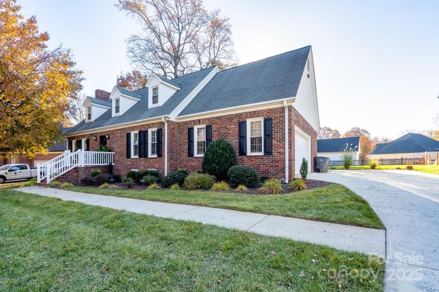 621 Peace Haven Road, Kannapolis, NC 28083