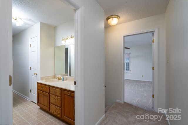 621 Peace Haven Road, Kannapolis, NC 28083