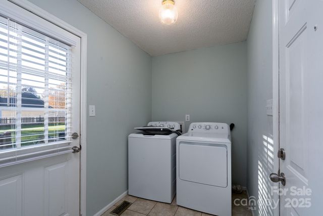 621 Peace Haven Road, Kannapolis, NC 28083