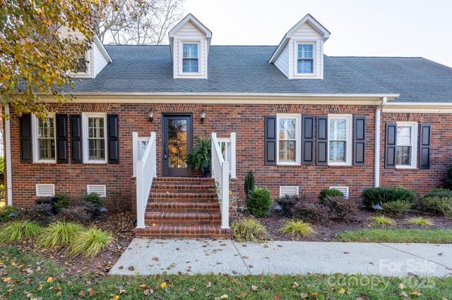 621 Peace Haven Road, Kannapolis, NC 28083