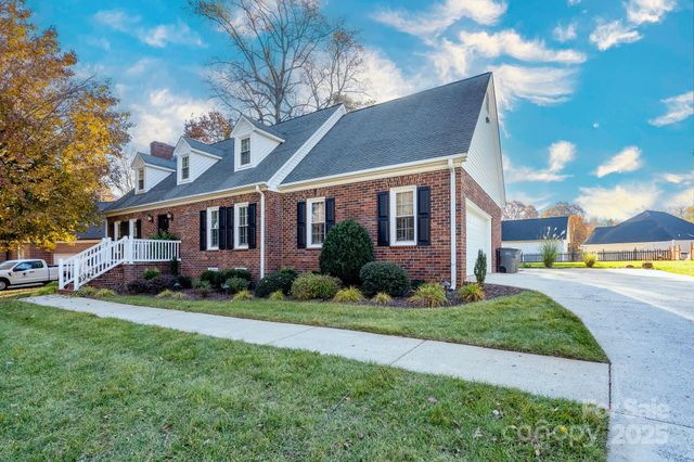 621 Peace Haven Road, Kannapolis, NC 28083