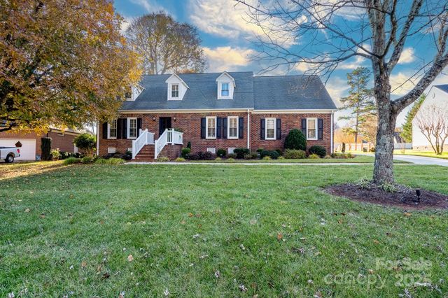 621 Peace Haven Road, Kannapolis, NC 28083