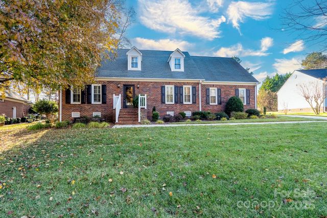 621 Peace Haven Road, Kannapolis, NC 28083