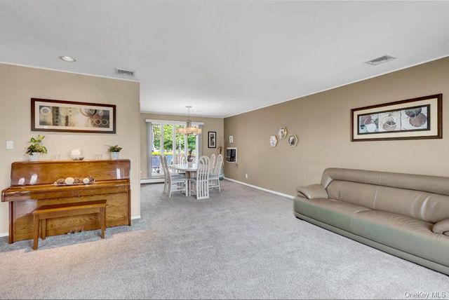 3987 Bayberry Lane, Seaford, NY 11783