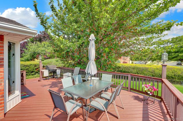 3987 Bayberry Lane, Seaford, NY 11783