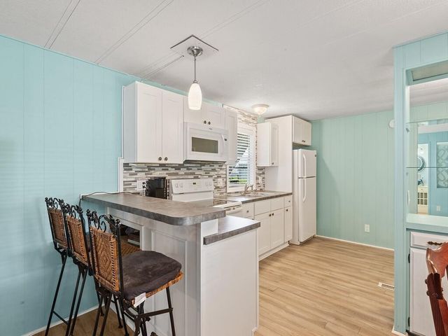 102 N Warner Drive, Jensen Beach, FL 34957