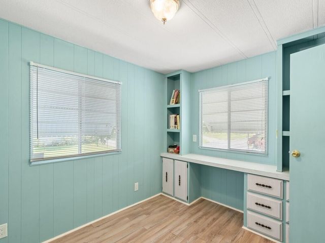 102 N Warner Drive, Jensen Beach, FL 34957