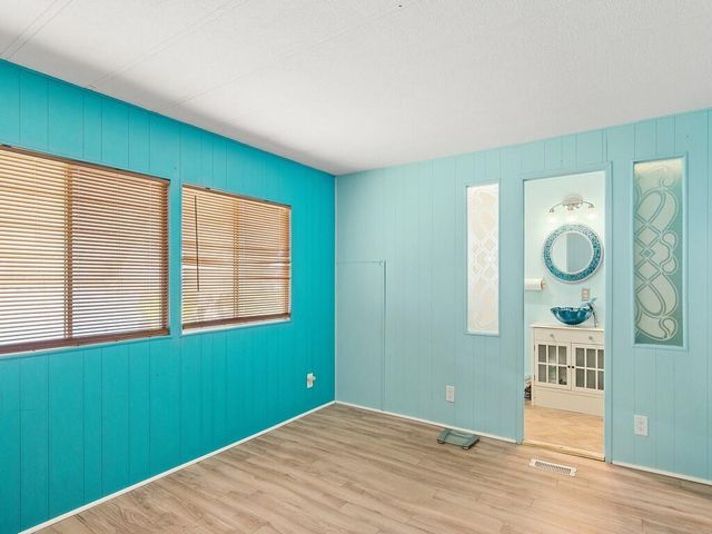 102 N Warner Drive, Jensen Beach, FL 34957