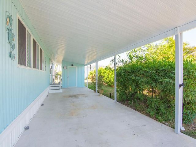 102 N Warner Drive, Jensen Beach, FL 34957