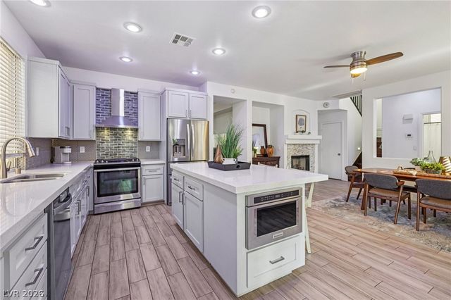 10263 Trailing Dalea, Las Vegas, NV 89135