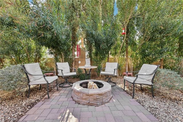 10263 Trailing Dalea, Las Vegas, NV 89135
