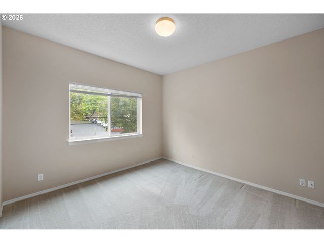 4320 S CORBETT Ave 211, Portland, OR 97239