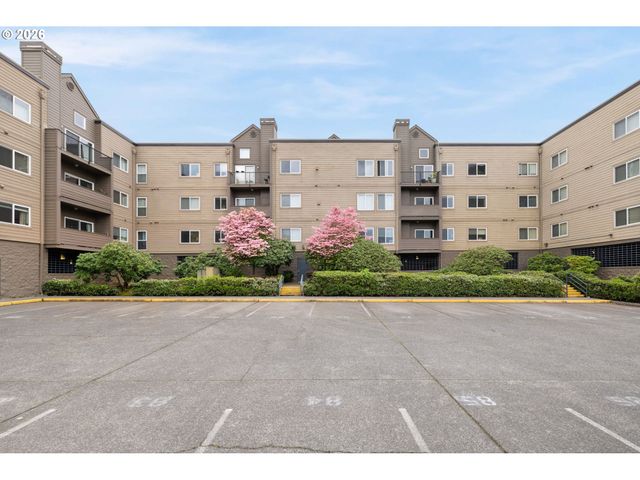 4320 S CORBETT Ave 211, Portland, OR 97239