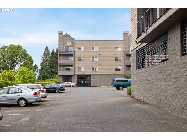 4320 S CORBETT Ave 211, Portland, OR 97239