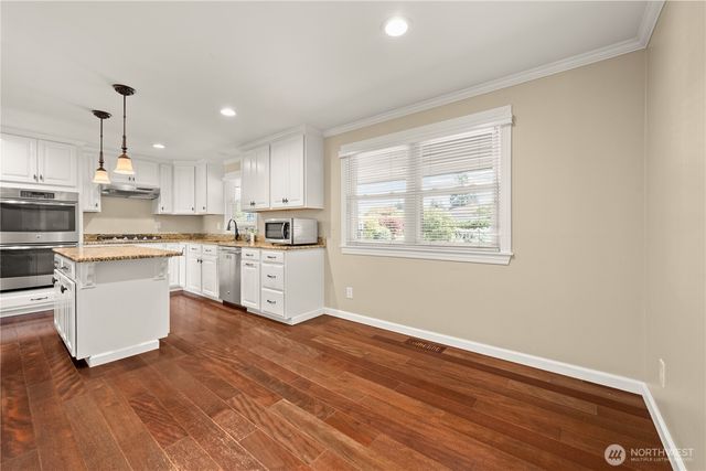 29311 7th Place S, Federal Way, WA 98003