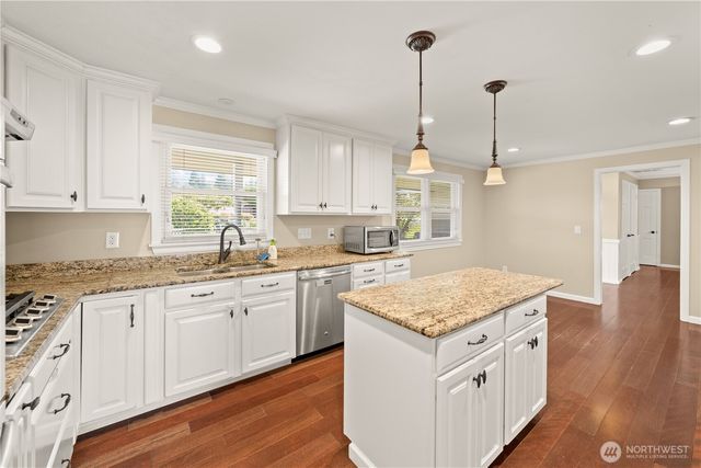 29311 7th Place S, Federal Way, WA 98003