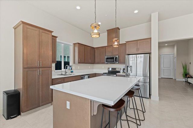 3715 N Berkeley Ave, Turlock, CA 95382