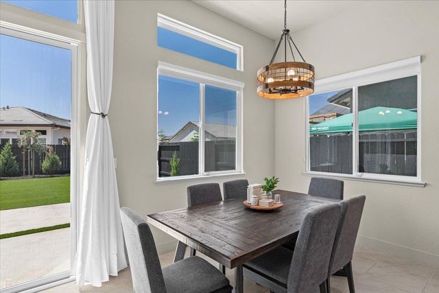 3715 N Berkeley Ave, Turlock, CA 95382