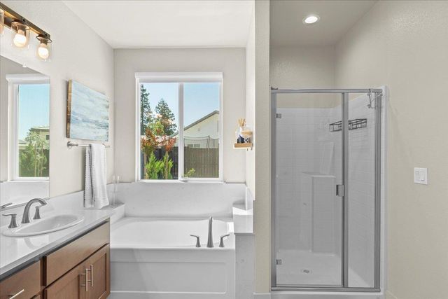 3715 N Berkeley Ave, Turlock, CA 95382